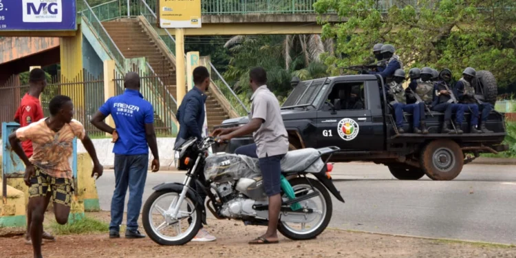 Guinée: après le limogeage du gouvernement, la population attend le «nouveau souffle» promis par la présidence