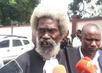 Affaire Dr. Mohamed Diané : le Collectif de la défense suspend son assistance au procès