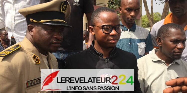 KINDIA: Le coordinateur régional des enseignants contractuels invite ses pairs à se désolidariser de tout mouvement créé en dehors des bureaux nationaux
