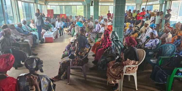 Persécution des Médias en Guinée : La mollesse complice des institutions multilatérales politiques et économiques