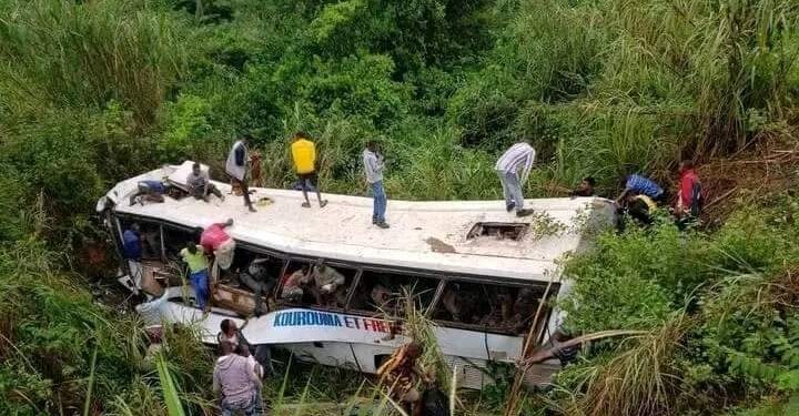 Accident à Macenta : ‘’Pour le moment, on a enregistré 14 morts dont 5 femmes, 2 bébés et 26 blessés graves’’, selon le DPS
