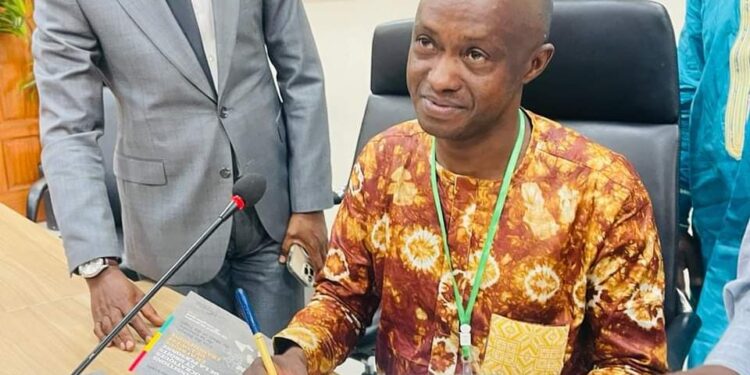Problématique d’assainissement : Pourquoi et comment passer d’actions symboliques à l’industrie des déchets en Guinée (Tribune de Dr Thierno Souleymane BARRY)