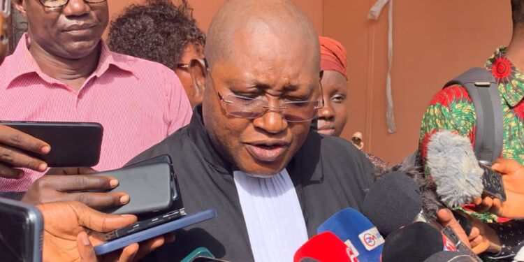 Détention de Mamady Camara, ex régisseur de la maison centrale de Conakry et plusieurs autres gardes pénitentiaires : les avocats de la défense déplorent la lenteur de la procédure