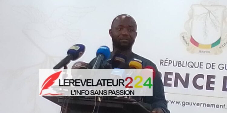 Intégration à la fonction publique : ‘’Le concours va démarrer le 26 mai et va se dérouler jusqu&rsquo;au 30 juin’’, annonce le ministre Bourouno