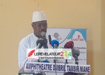 Dr. Ousmane Kaba face aux étudiants et enseignants chercheurs: ‘’Comment notre économie a-t-elle changé de cap ?’’