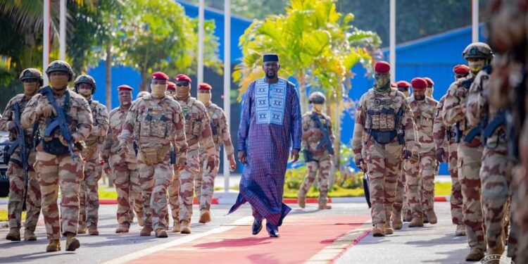 Le Général philanthrope vole au secours des Guinéens détenus en Egypte depuis plusieurs mois (Par Mandian Sidibé)