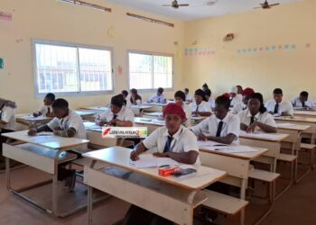 N&rsquo;Zérékoré: le Gouverneur lance les épreuves des examens de sortie…
