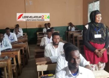 Premier jour du baccalauréat à Mamou : les candidats contraints de sortir sous une forte pluie pour rallier leurs centres d’examen
