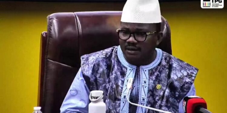Dr. Dansa Kourouma interpelle le ministre de l’Energie : ‘’Si c’est le bateau la solution, pourquoi ne pas faire venir le bateau ?’’