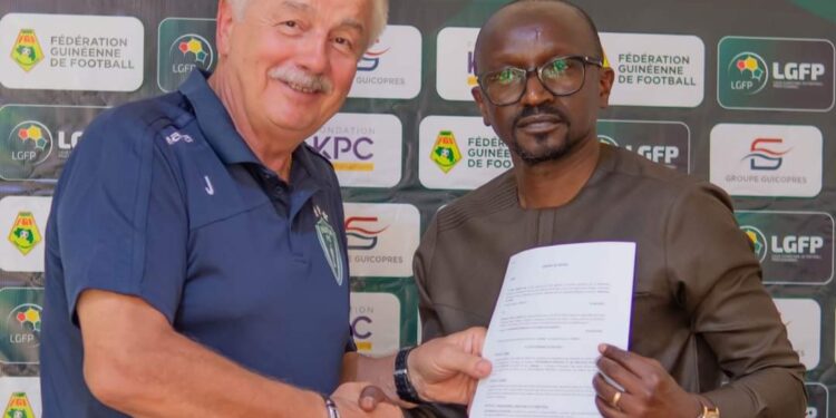 URGENT: Fin de collaboration entre le Hafia FC et l&rsquo;entraîneur Casimir Jagiello