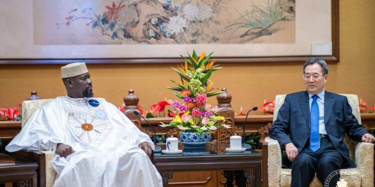Sommet Chine-Afrique: Quand le Général-Rédempteur Mamadi Doumbouya renforce sa stature internationale à Pékin (Mandian Sidibé)