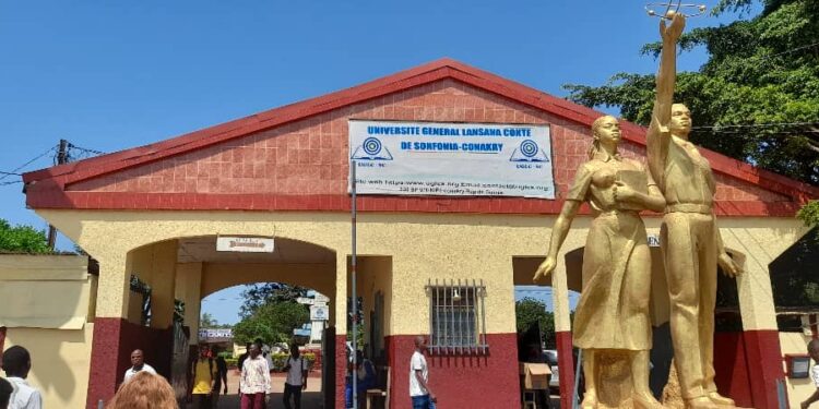 Guinée : la rentrée universitaire fixée au 14 octobre prochain