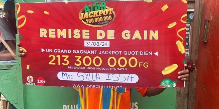 LONAGUI : Un parieur mise 4 000 et rafle 213 300 000 de francs guinéens