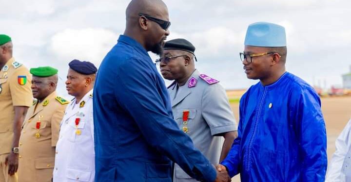 Le Président du CNT engagé dans l’écriture d’une constitution qui nous ressemble et rassemble comme promis par le président Mamadi Doumbouya (Par Mohamed 2 Kallo)