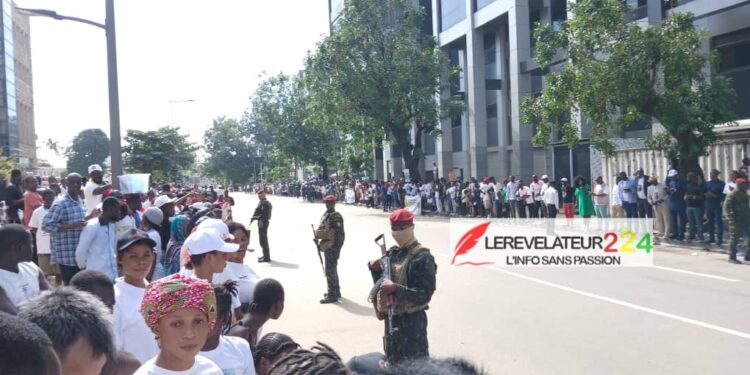 Retour du Général Mamadi Doumbouya: Voici en images, l’ambiance qui prévaut dans les rues de Kaloum