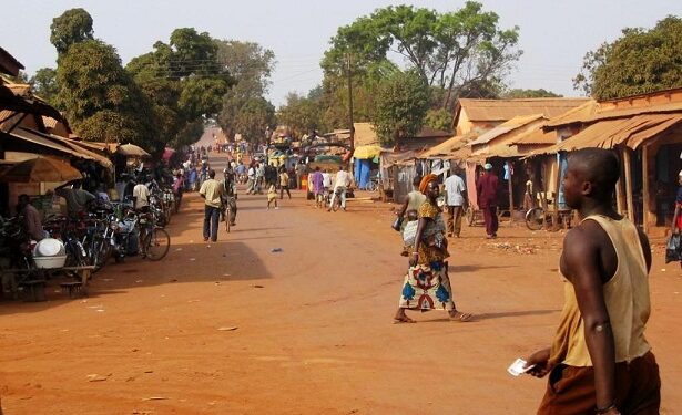 La Grandeur d’un Leader : Sagesse, Résilience et Vertus Inébranlables face aux Calomnies et à la Malveillance (Par Aboubacar Makissa Camara)