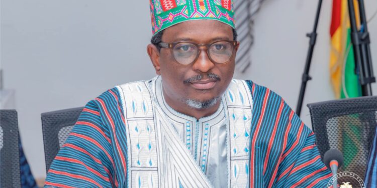 Enseignement supérieur: le ministre Alpha Bacar interdit la vente des brochures dans les Universités