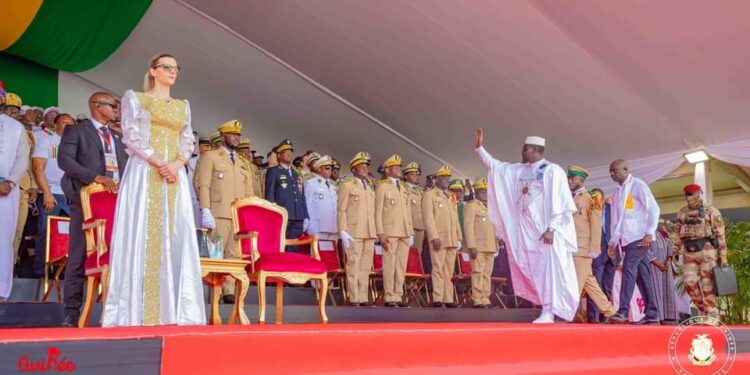 Fête d&rsquo;indépendance de la Guinée : Quand le Général-rédempteur donne une autre dimension à la date du 02 octobre…(Par Mandian SIDIBÉ) 