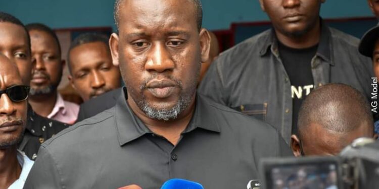 Le Sénégal et la Guinée présentent des tableaux politiques totalement différents (Aliou Bah)