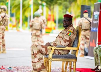 Armée Guinéenne : Élévation méritée du Chef de l’État, au rang de Général d’Armée, par ses compagnons d&rsquo;arme…(Par Mandian SIDIBÉ) 