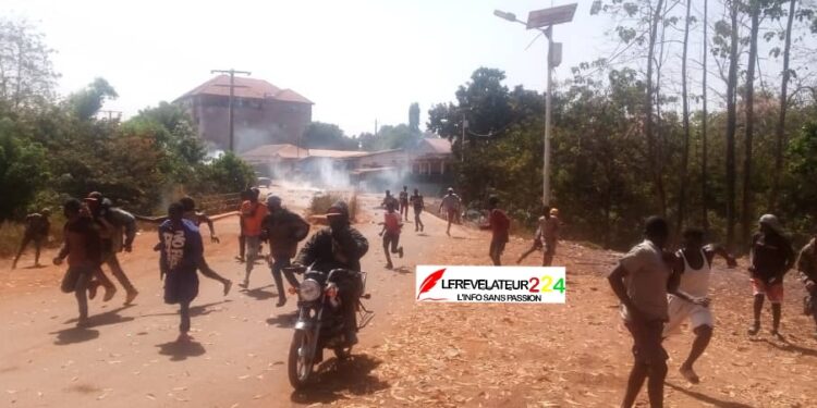 Urgent/Mamou: Vive altercation entre forces de l&rsquo;ordre et certains jeunes sur le pont Pétel autour du contrôle de vignettes
