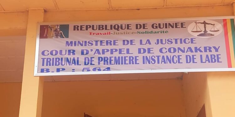 Transition chaotique à la refondation autoritaire : Le CNRD mène la Guinée à la dérive (Par Souleymane Souza Konaté)
