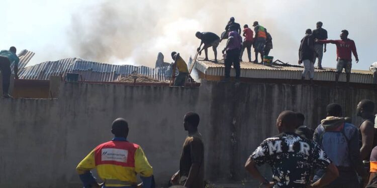 URGENT : Un incendie ravage une maison et son contenu à N’Zérékoré