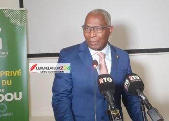 Guinée : le BL de Dr. Faya Milimouno dénonce « les graves violations des droits de l’homme et des libertés par le CNRD »