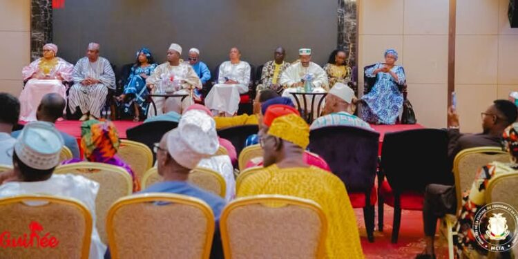 MCTA: les structures faîtières de la culture, du tourisme et de l’artisanat adressent leurs vœux de nouvel an au Ministre Moussa Moïse Sylla