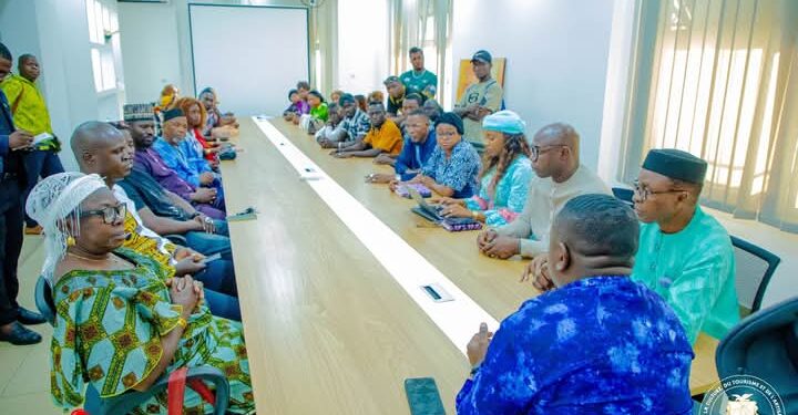 Ballets Africains de Guinée : le Ministre Moussa Moïse Sylla annonce la restructuration de l&rsquo;administration pour une gestion moderne et efficace
