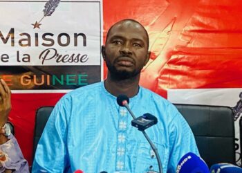 Adresse à la Nation du Général Doumbouya : ‘’J&rsquo;ai écouté un homme en souffrance indescriptible avec le document qu&rsquo;il lisait…’’ (Abdoul Sacko)