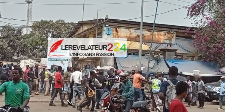 Port de Conakry: les dockers expriment leur désaccord à un 3è mandat du SG et ça tourne mal