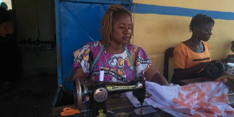 Guinée : L’AP40 FDSEG organise une lecture du Saint-Coran pour ses membres et le pays et offre des vivres aux démunis