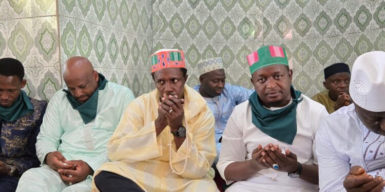 Forécariah-Benna-Gbara : Le ministre Moussa Moïse Sylla offre une mosquée flambant neuve à son village