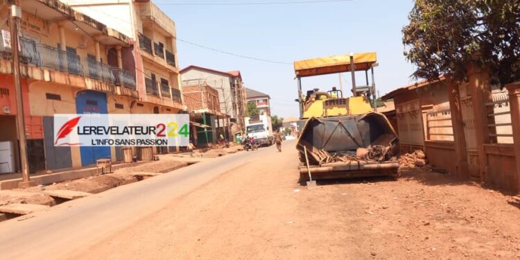 Commune urbaine de Labé: Arrêt des travaux de bitumage des voiries