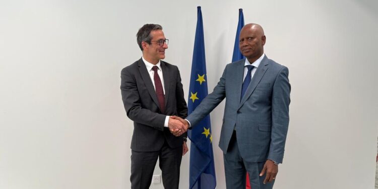 France: Referendum et Élection au menu des échanges entre le Président de la HAC et le nouveau Président de l’ARCOM