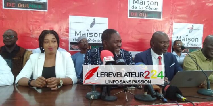 Guinée : face à la tempête, le RPG arc-en-ciel réitère son soutien à Alpha Condé (Déclaration)