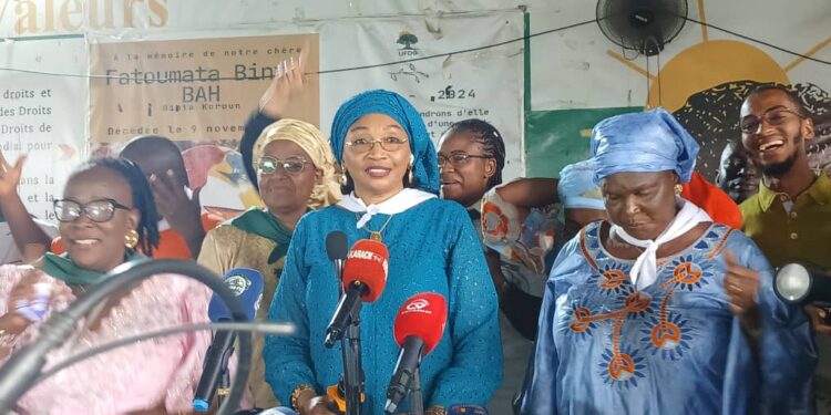 Hadja Halimatou Dalein Diallo au siège de l’UFDG: ‘’Je suis là pour transmettre le message du président Cellou Dalein Diallo’’