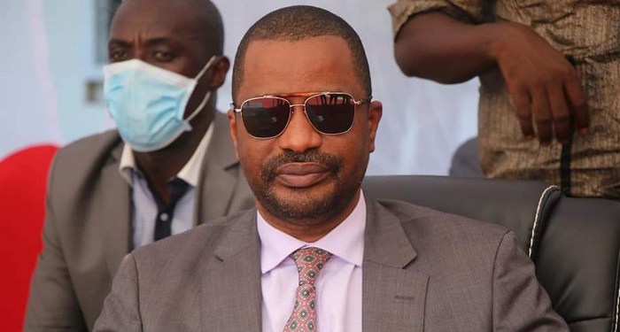 Moi d’abord, la Guinée après (Par Tibou Kamara)