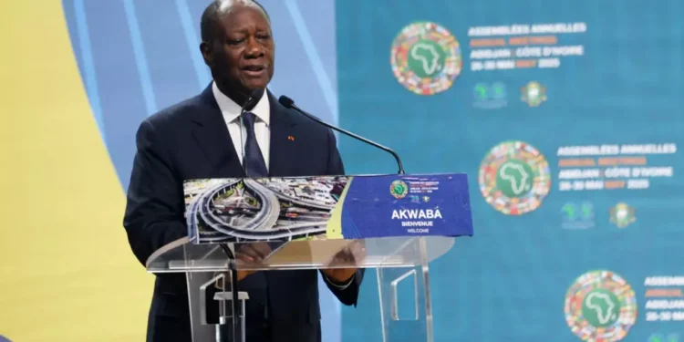Côte d’Ivoire: le RHDP organise son congrès avant la présidentielle, Alassane Ouattara maintient le doute