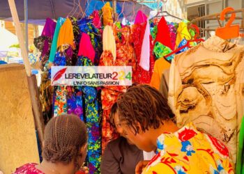 Préparatifs de la fête de Tabaski à Kindia : la rareté de la clientèle inquiète les vendeuses d’habits