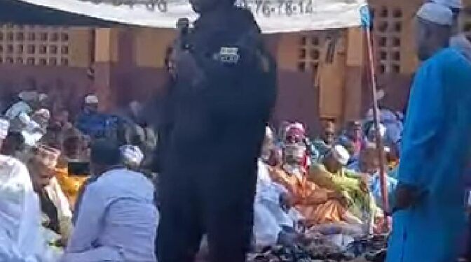 Un policier qui prêche dans les mosquées viole les principes de neutralité et de laïcité (Juriste Kalil Camara)