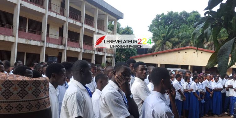 SIGUIRI : lancement des premières épreuves du baccalauréat unique…