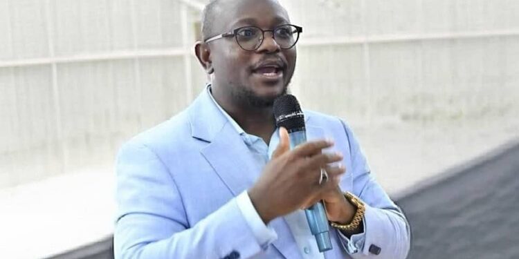 Remise du projet de constitution au Général Doumbouya : Voici l’intégralité du discours de Dr. Dansa Kourouma