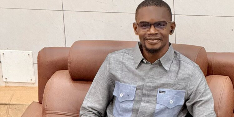 Conakry étouffe, bâtissons l’espoir : l’urgence d’un logement social pour tous !