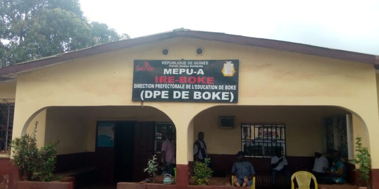 Bilan des examens nationaux à Boké : Un candidat fraudé, deux surveillants éliminés et plusieurs absences enregistrées
