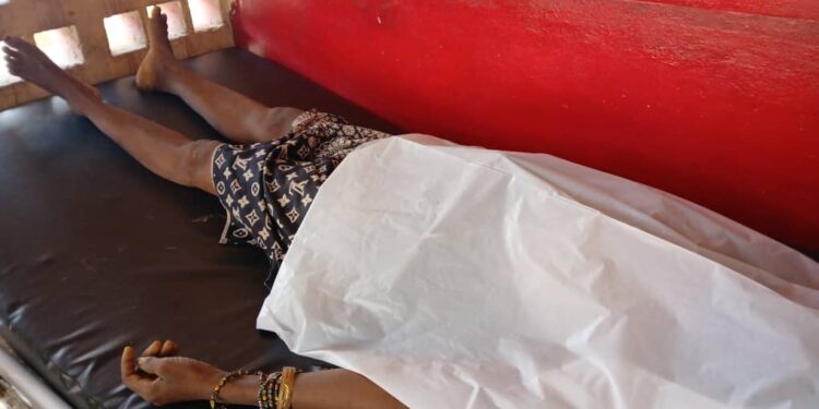 DUBREKA : le corps sans vie d&rsquo;une femme retrouvé à Ansoumania plateau