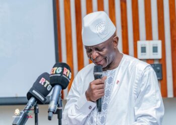 Guinée : le Général Ibrahima Kalil Condé présente les statistiques provisoires du registre national des personnes physiques et du fichier électoral biométrique