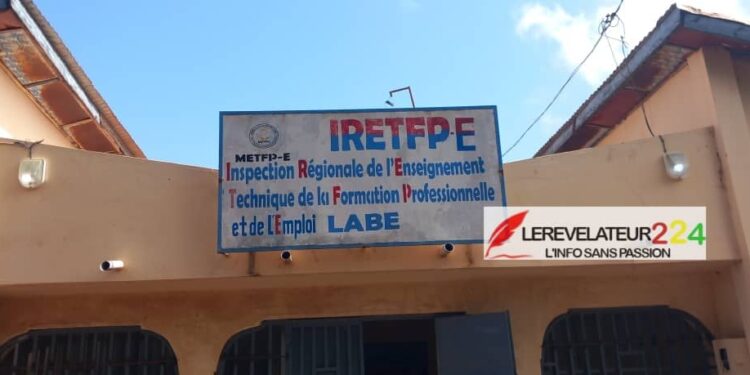 Guinée : le Général Ibrahima Kalil Condé présente les statistiques provisoires du registre national des personnes physiques et du fichier électoral biométrique