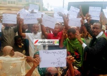 KISSIDOUGOU : les commerçants du grand marché manifestent contre l&rsquo;insécurité